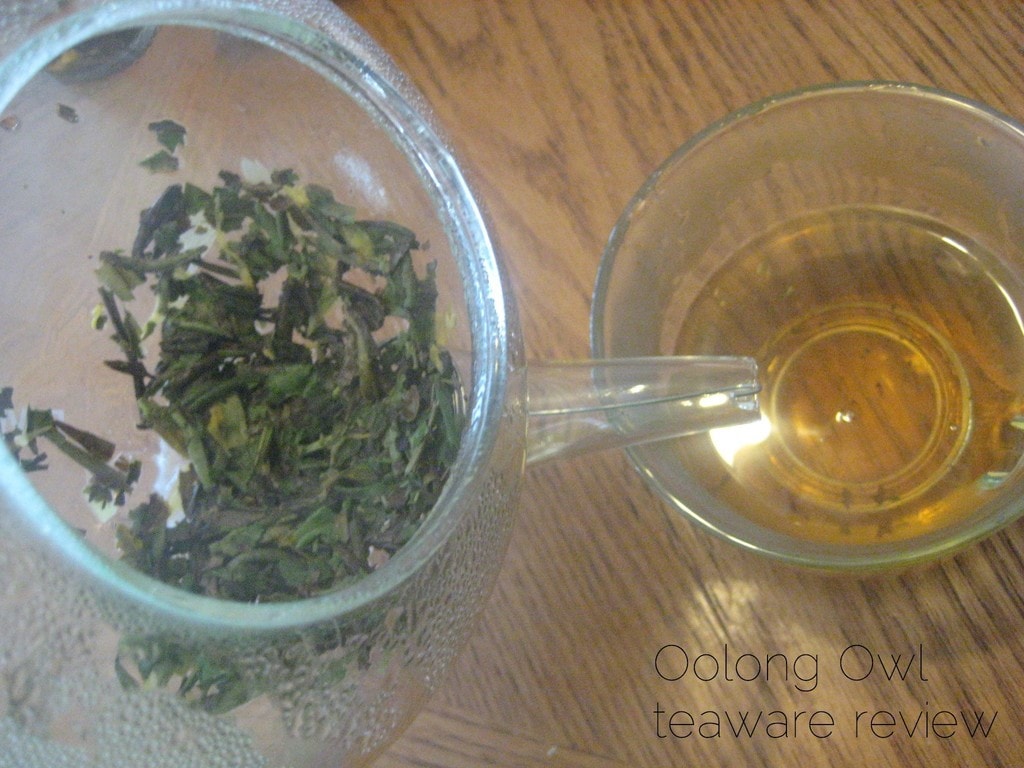 Blooming Glass Tea pot from DavidsTea - Oolong Owl Review (10)