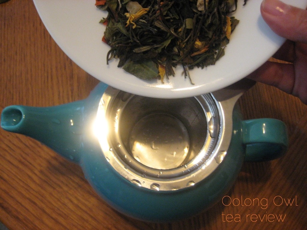 Bursting Lychee from Steep City Teas - Oolong Owl tea review (4)