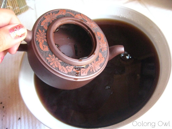 oolong-owls-the-seasoning-of-yixing-clay-tea-pot-201