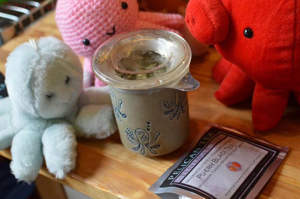 Tentacle tea from pelican tea - oolong owl tea review (5)
