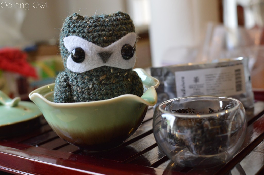 nonpareil yunnan dian hong from teavivre - oolong owl tea review (3)