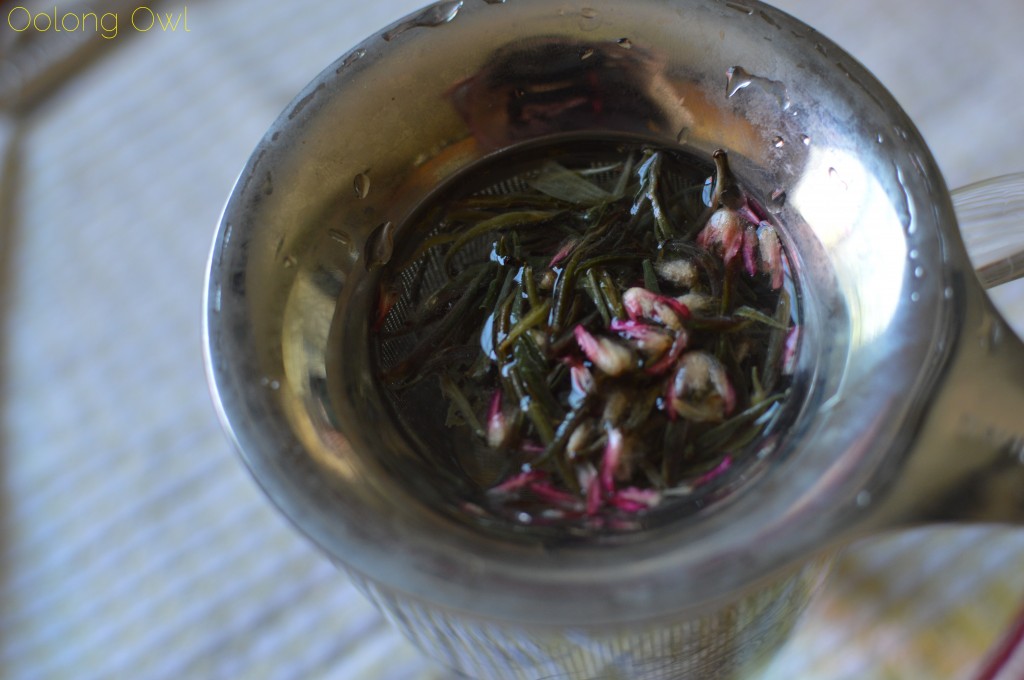 Lemon French Macaron white tea from butiki teas - oolong owl tea review (4)