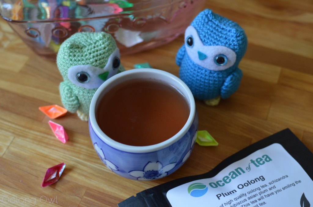 plum oolong from ocean of tea - oolong owl tea review (3)