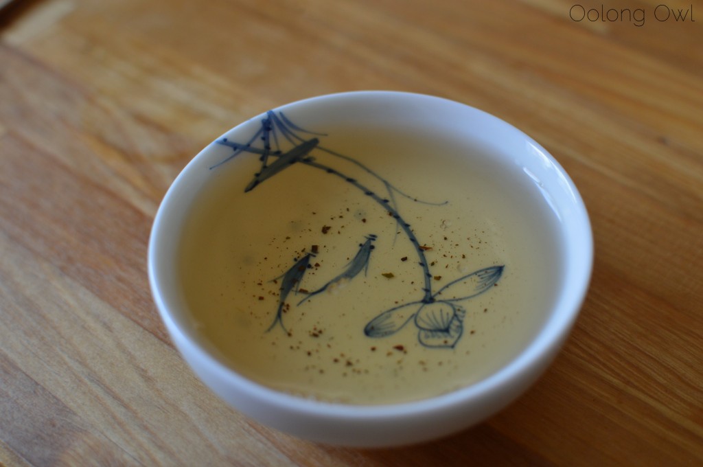 zhushan oolong goetea tealet - oolong owl tea review (7)