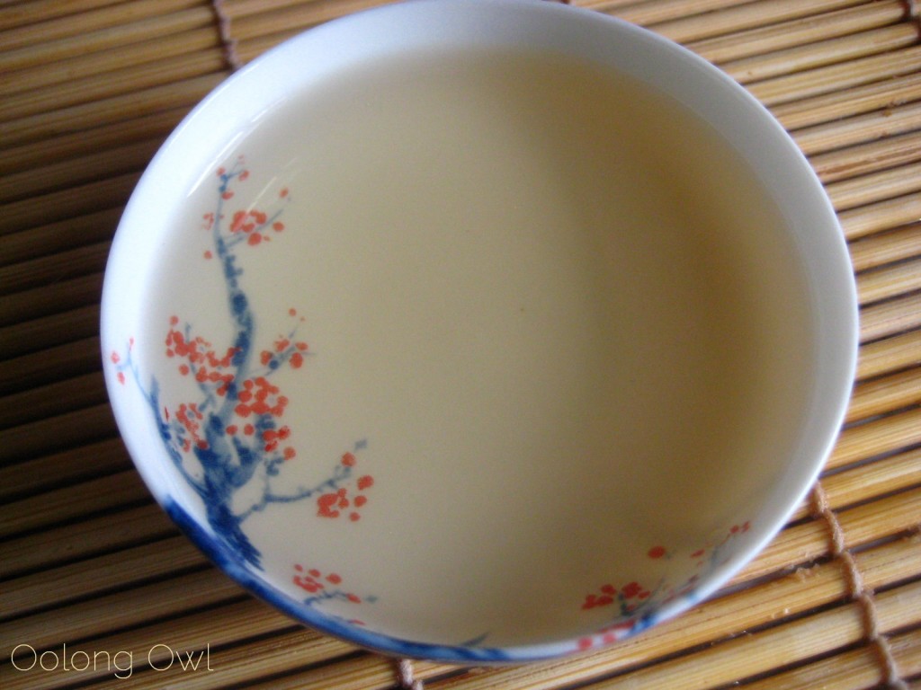 Mandala Tea Silver Buds Raw Puer 2012 - Oolong Owl Tea Review (22)