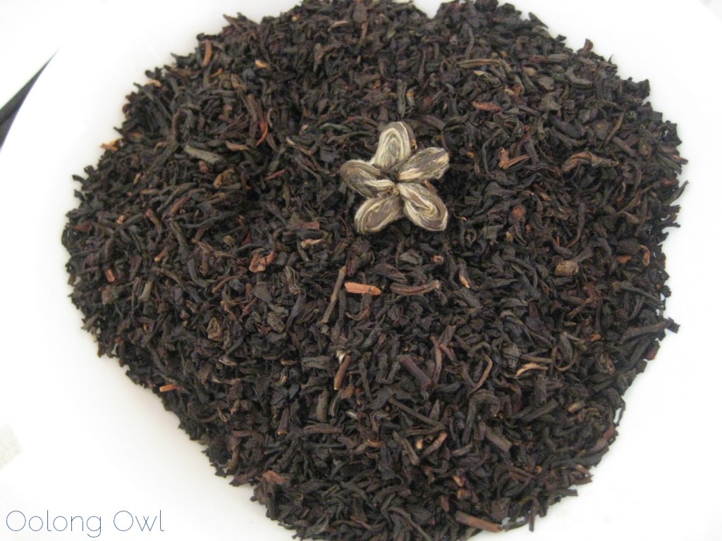 Periwinkle from The Persimmon Tree - Oolong Owl Tea Review (2)