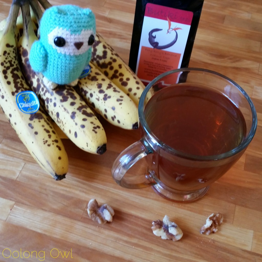 foxy roxy banana walnut treat tea from butiki teas - oolong owl tea review (4)