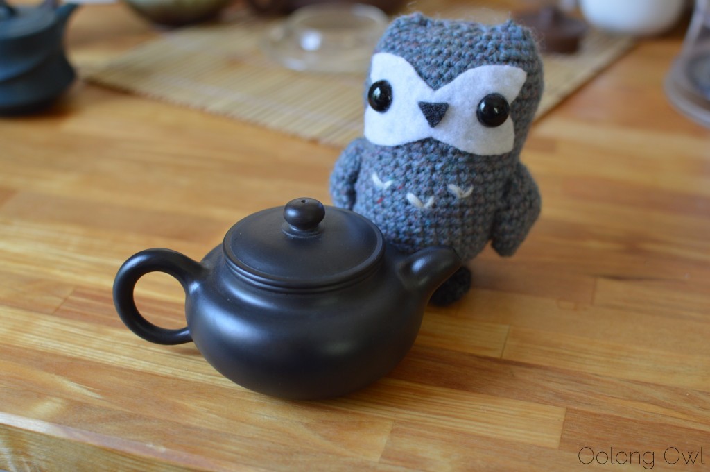 oolong owl black tea pot (1)