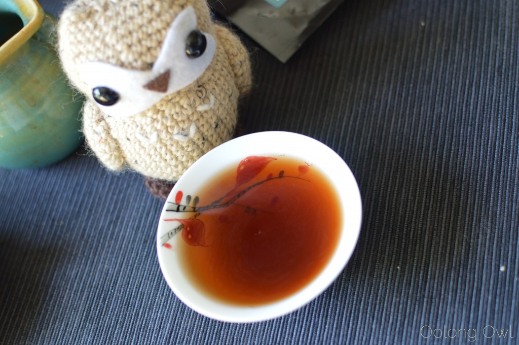 2012 bulang gushu ripe pu'er crimson lotus tea oolong Owl