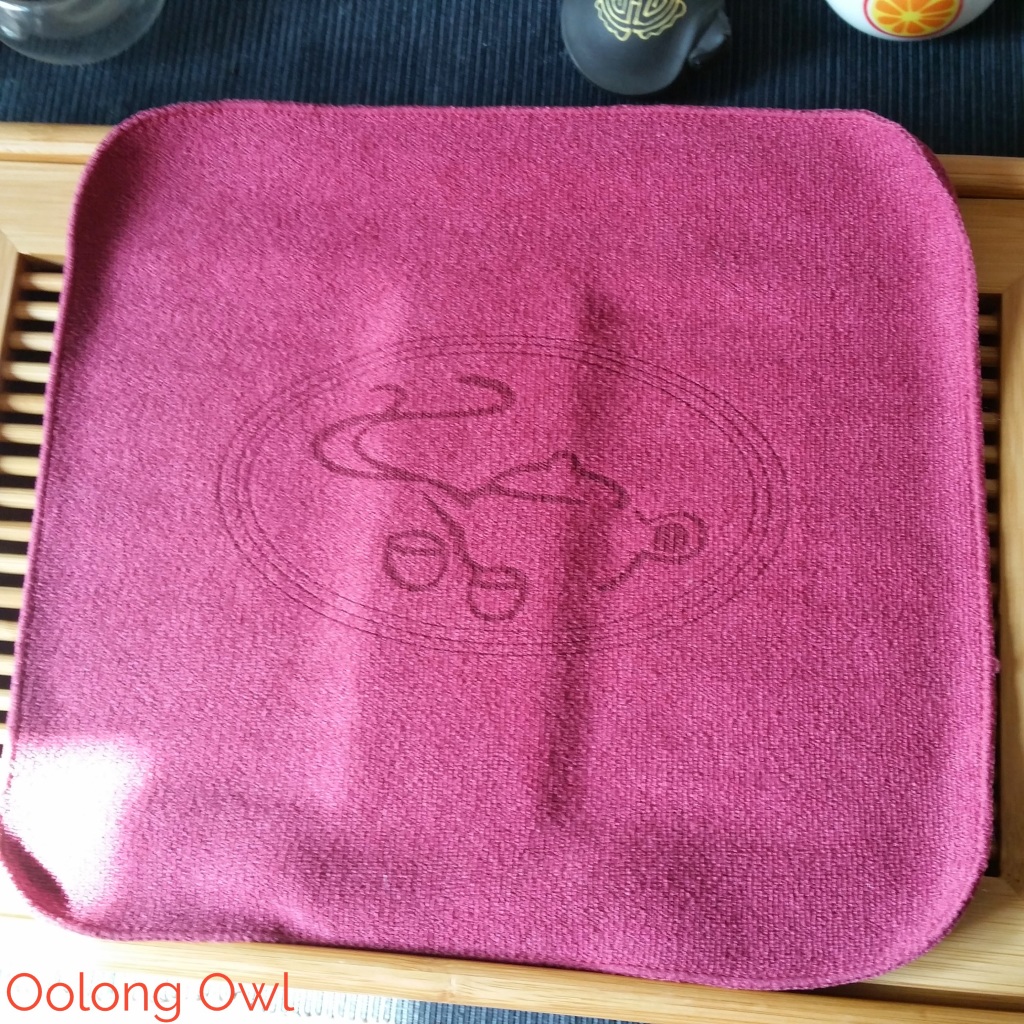 Bamboo tea tray - oolong owl tea review (9)