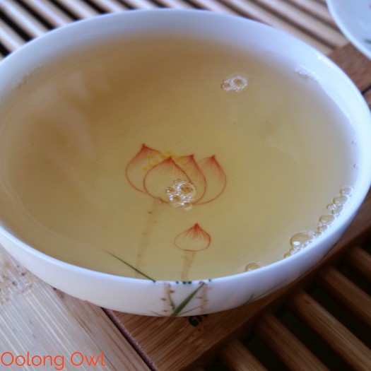 wymm tea jingmai sheng spring 2013 - oolong owl tea review (4)