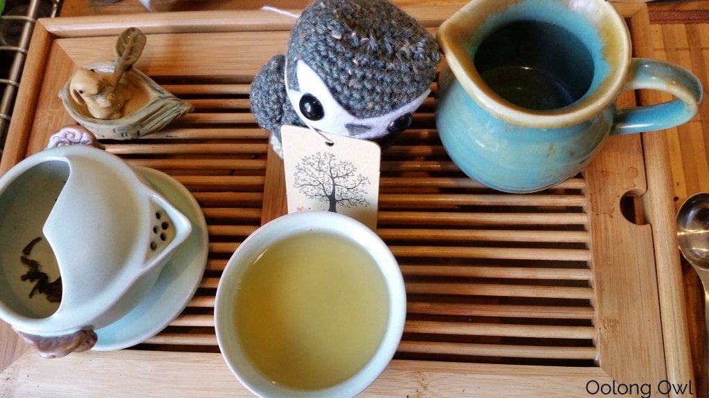 2010 Kunlu Sheng puer from Wymm Tea - oolong owl tea review (4)